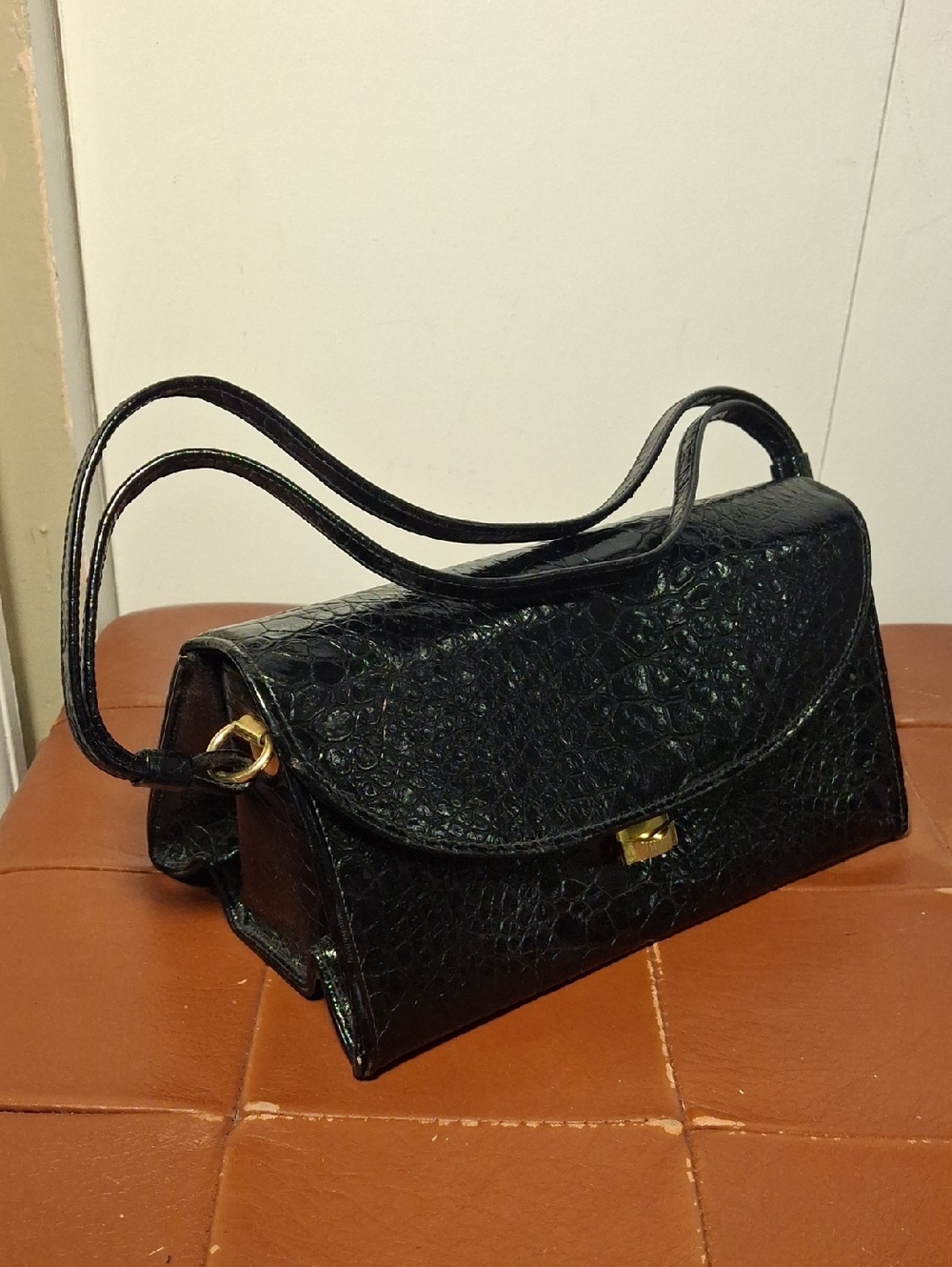 Vintage ETTA'S Classic Black Croc-Embossed Shoulder Bag